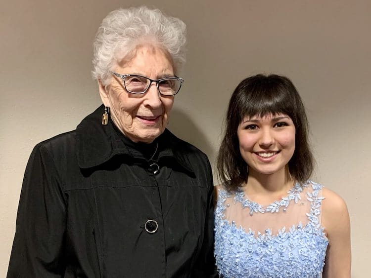 Anna Beth Culver with winner, Emily Hauer The winner of the 1st place $2000 Anna Beth Culver Award is Emily Hauer, 18 yrs, Appleton, WI. She performed the Sibelius Violin Concerto in D minor, Op. 47, Allegro moderato with the LSO on March 7, 2020. Hauer studies with Ilana Setapen.